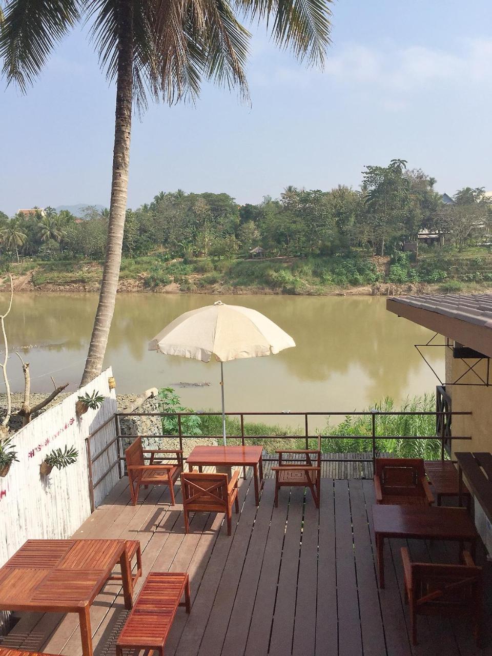 Mao Phasok Riverside Guesthouse Luang Prabang Exteriör bild