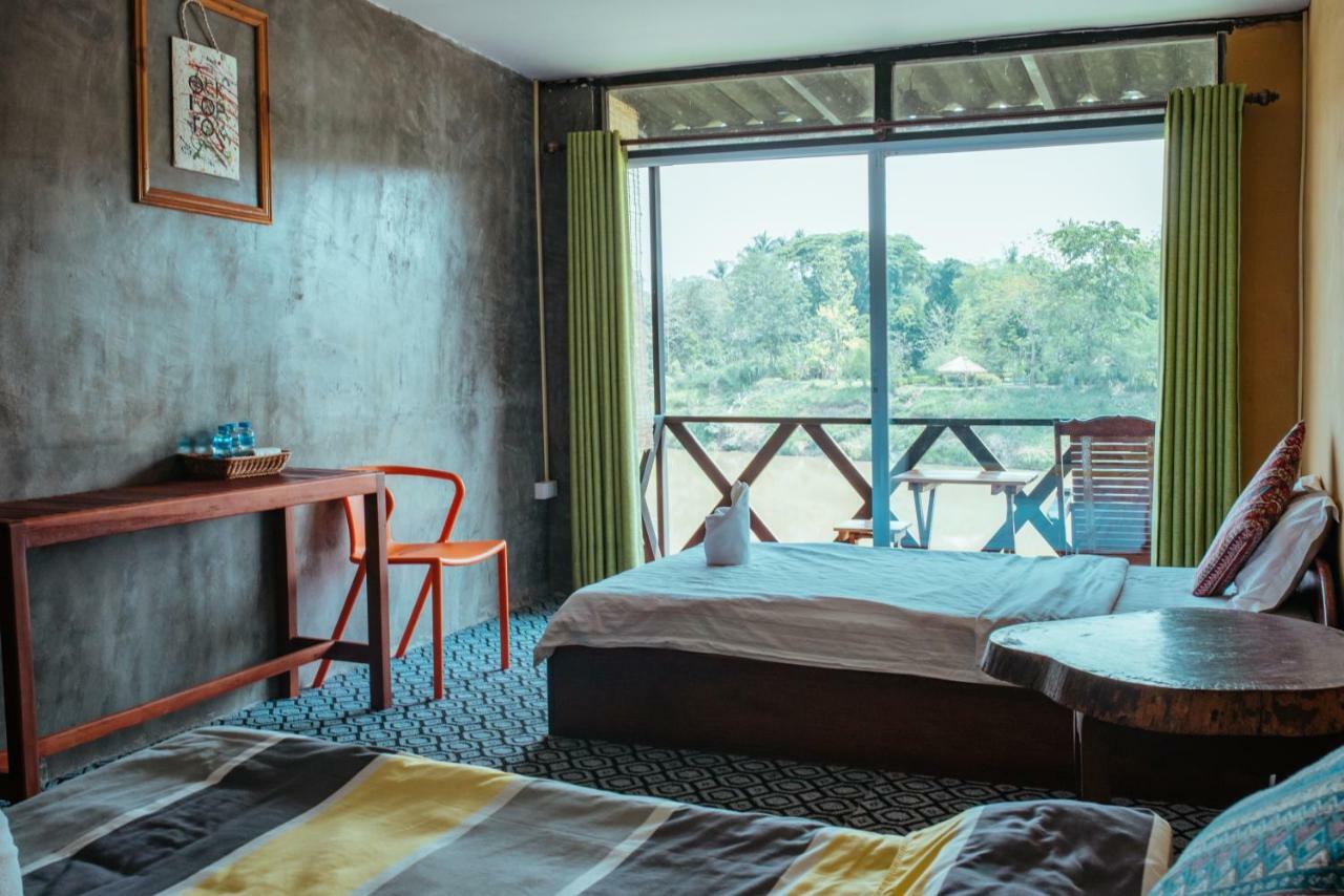Mao Phasok Riverside Guesthouse Luang Prabang Exteriör bild