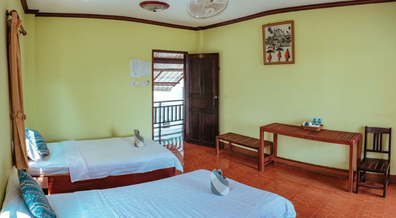 Mao Phasok Riverside Guesthouse Luang Prabang Exteriör bild
