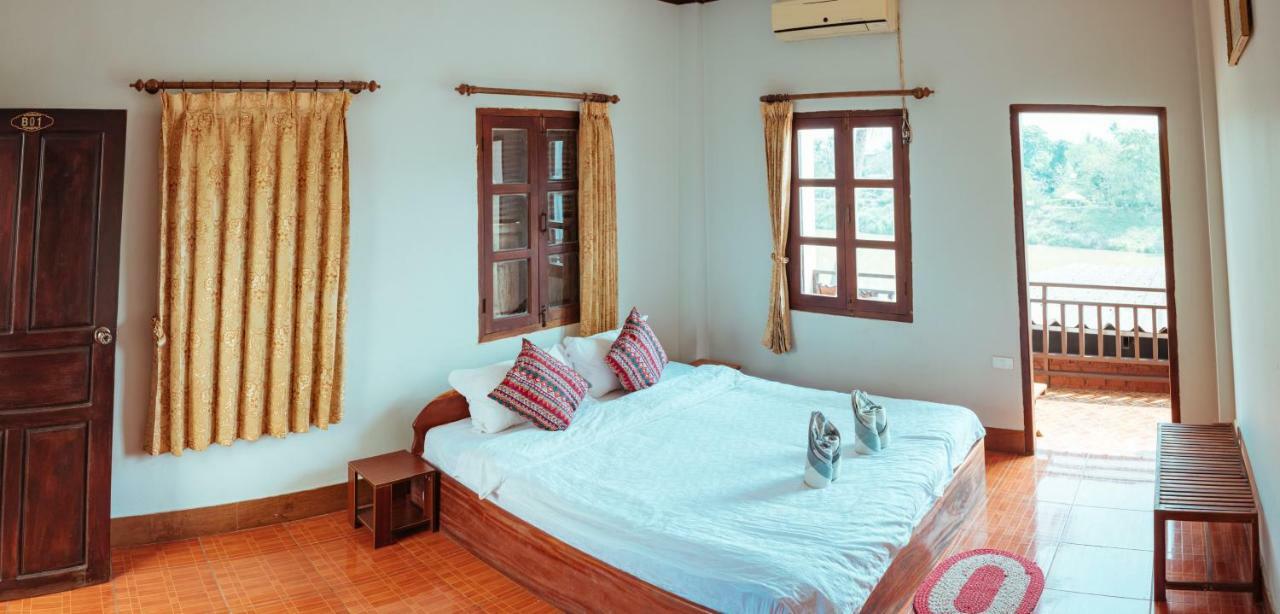 Mao Phasok Riverside Guesthouse Luang Prabang Exteriör bild